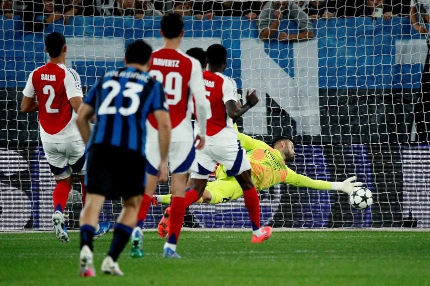 Mikel Arteta praises David Raya's incredible save as the best he's seen in his career