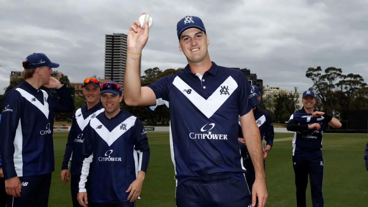 Elliott's seven-wicket haul propels Victoria to victory over Tasmania