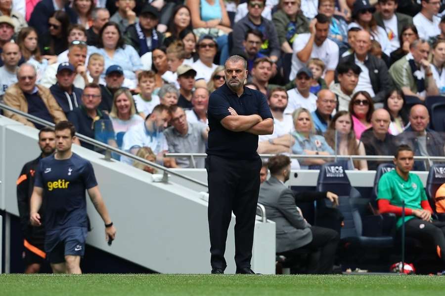 Postecoglou pleased as Tottenham triumph over Qarabag despite being down to 10 men