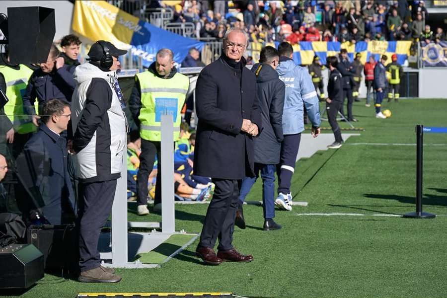 Ranieri's Reflections: Roma Appears as a Cold Soul, Lacking Personality - Carlos Volcano