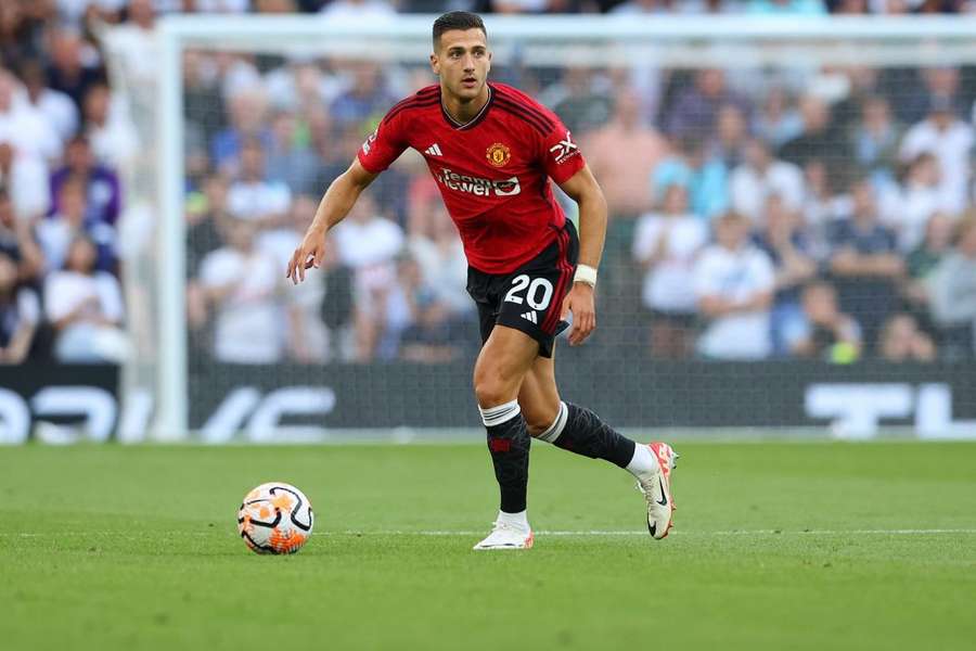 Dalot Expresses His Delight at Winning Playersâ€™ Player of the Year Award at Manchester United