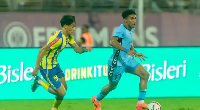 ISL: Alba's Double Propels Hyderabad to Dramatic Victory Over Kerala Blasters